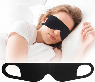 Productafbeelding van Famanu slaapmasker: ademend en lichtgewicht - comfortabel oogmasker met oorbeltjes