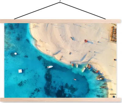Produktbild von MuchoWow® Textilposter Strand - Boot - Meer 120x80 cm mit holzfarbenen Rahmen - Aufhängeset