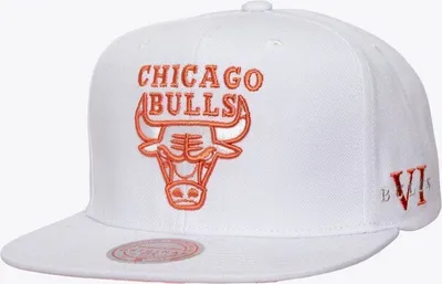 Zdjęcie produktu dla Czapka Mitchell & Ness Snapback Cap - CORE VI Chicago Bulls weiß