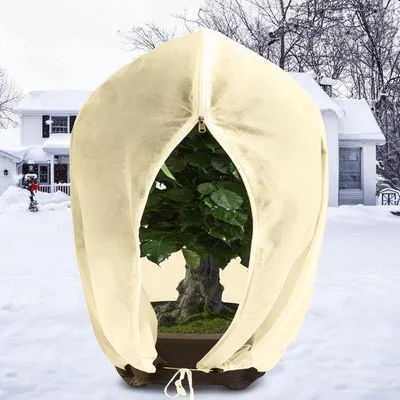 Produktbild von Winterbeschermung für Pflanzen, 250 x 360 cm Pflanzenschutzbeutel mit Riemenzug und Reißverschluss, wiederholbarer Frostschutzbeutel gegen Frost und Insekten