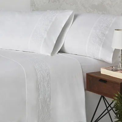 Productafbeelding van Blanco Geborduurd beddengoed van katoen, voor 135 cm brede bedden (+ beschikbare maten), witte lakens van percal met draaddichtheid 200, kleur 402 wit