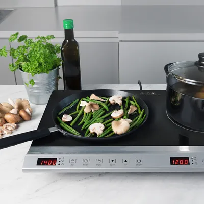 Produktbild von Navaris Doppel Induktionskochplatte 3500W - 2 Kochfelder mit Timer Touch Display Topferkennung - Induktionskochfeld Kochplatte transportabel - Schwarz