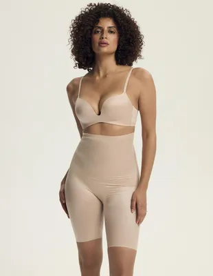 Immagine prodotto di Pantaloncini modellanti Henderson beige, per un comfort ottimale e una silhouette slanciata, taglia XL
