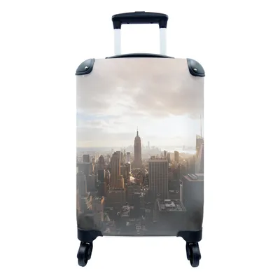 Produktbild von MuchoWow® Koffer Handgepäck Trolley Rollkoffer Kleine Reisekoffer mit 4 Rollen - New York - Architektur - Licht - Cabin Size < 55x40x23 cm & 55x40x20 cm - Fotokoffer - Kabinenkoffer - Boardgepäck - Reise-Box - Reisekoffer - Reisegepäck - Koffer mit Bild - Trolley für Kinder