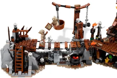 Produktbild von LEGO® Hobbit Höhle des Goblin Königs