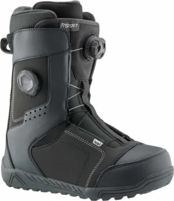 A single black snowboard boot shown from a three-quarter angle.