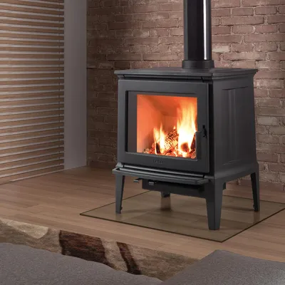 Produktbild von Hergom E30 M Kaminofen Gusseisen Schwarz