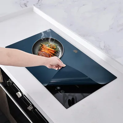 Image de Tapis de protection en silicone pour plaque de cuisson à induction, dimensions 61x53 cm