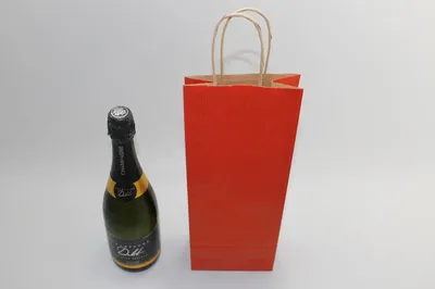 Produktbild von Papiertragetaschen für Flaschen 14x8x39cm Dunkelrot (50 Stück) [PAWF1439DKR]