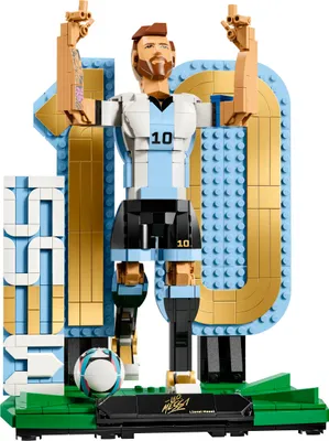 Produktbild von LEGO Editions Lionel Messi - Fußballlegende Spielzeug - 3D Figuren Modellbau - DIY Kinderzimmer Deko - Geschenk für Jungen, Mädchen ab 12 Jahren und erwachsene Sportfans - 43015