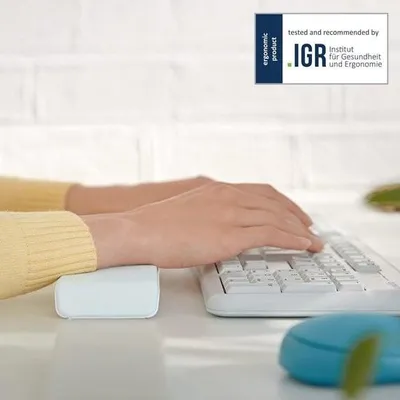 Produktbild von Verstellbare Tastatur-Handgelenkauflage – Lange Schaumstoff-Handgelenkauflage für Links- und Rechtshänder – Ergonomische und bequeme Schreibtisch-Handgelenkauflage – Hellgrau 65240085