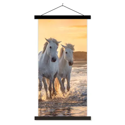 Produktbild von MuchoWow® Textilposter Pferde - Wasser - Strand - Tiere 60x120 cm mit schwarzem Rahmen - Magnete