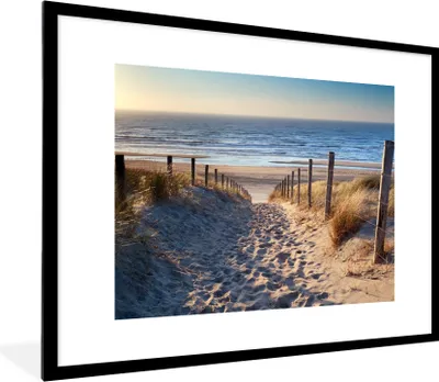 Produktbild von MuchoWow® Gerahmtes Poster Sand - Strand - Düne - Meer - Sommer 80x60 cm - Poster mit Schwarzem Bilderrahmen Wandposter Rahmen Foto Bilder - Schlafzimmer-Dekorationen - Fotoposter