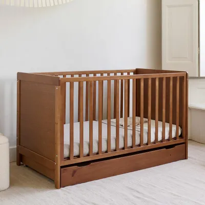 Produktbild von Petite Amélie MITWACHSENDES BABYBETT «NUAGE» | 70 X 140 CM | WALNUSS 70x140-Nuage-Walnut-Massivholz