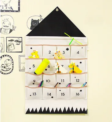 Produktbild von Adventskalender zum befüllen Weihnachten Kalender befüllbar, Stoff Weihnachtskalender zum Aufhängen Weihnachtlichen Ornamente, 16 Taschen, 80% Polyester