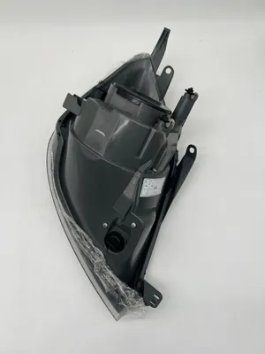 Produktbild von TYC Hauptscheinwerfer Links H4 Schwarz Ford Fiesta V Mk5 Facelift 05-08 LWR