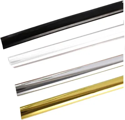 Productafbeelding van Decoratieve, zelfklevende sierlijsten, 6 meter lang, 8 mm breed, zilverkleurig, geschikt voor wanden en meubels