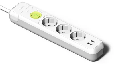 Productafbeelding van FAMATEL – Stroomverlengsnoer met 3 stopcontacten + 2 USB-poorten + schakelaar | 1,5 meter kabel