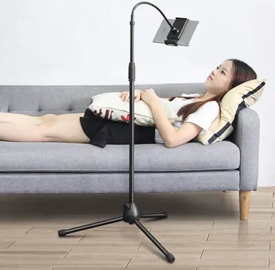 Immagine prodotto di Supporto flessibile per telefono - Treppiede per tablet - Visione confortevole - Flessibile a 360 gradi - Altezza regolabile da 90 a 170 cm - Colore: nero