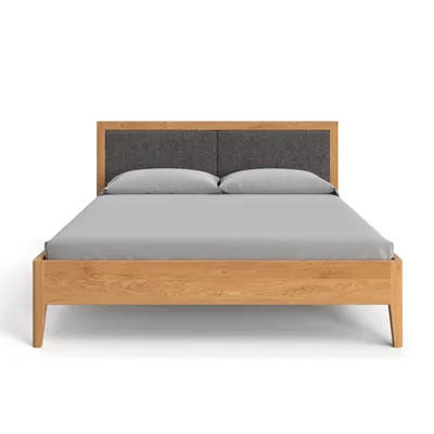 Produktbild von Holzbett Silva aus massivem Eichenholz 200x200 cm