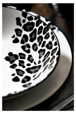 Produktbild von Delys Tafelservice aus Porzellan, 18-teilig, für 6 Personen, flache Teller, Suppenteller, Dessertteller, Farbe: Schwarz, Motiv Leopard