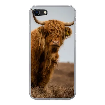 Produktbild von MuchoWow® Handyhülle Schutzhülle Hülle für iPhone 7 Schottischer Highlander - Düne - Gras Silikon Softcase Handy Hülle - Kartenhalter