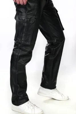 Produktbild von Herren Lederhose Cargo Nubuk – Schwarz / 36