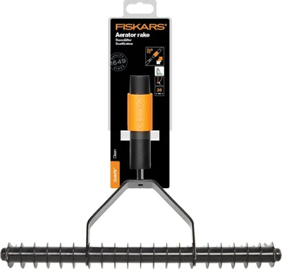 Obrázok produktu pre Prevzdušňovač trávnika Fiskars QuikFit