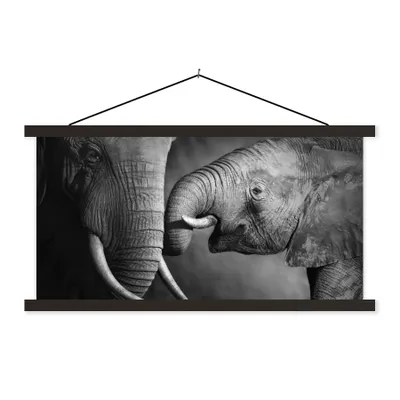 Produktbild von MuchoWow® Textilposter Wildtiere - Elefant - Schwarz - Weiß - Porträt 120x60 cm mit schwarzem Rahmen - Dekoration Schlafzimmer