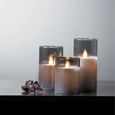 LED Kerze/Windlicht 'Twinkle' - Echtwachs - mechanische Flamme - Timer - H: 15cm - rauchschwarz
