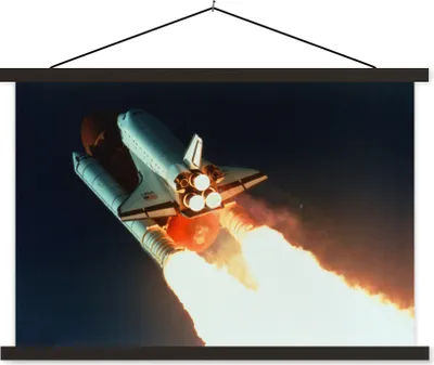 Produktbild von MuchoWow® Textilposter Start einer Raumfähre in den Weltraum 90x60 cm mit schwarzem Rahmen - Aufhängungssatz