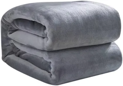 Produktbild von Graue Tagesdecke 100×140 cm – weicher/warmer Flanell, Babydecke/Sofadecke, pflegeleicht