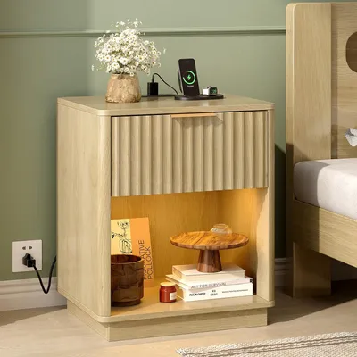 Produktbild von FCH Nachttisch mit Ladestation und LED, Beistelltisch mit offenem Fach, Eiche