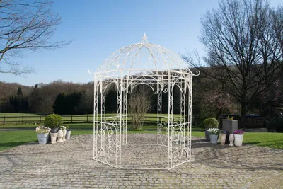 Immagine prodotto di Padiglione per rose in ferro CLP Leila, padiglione da giardino in stile Art Nouveau dal gusto nostalgico, struttura di sostegno verniciata a polvere per piante rampicanti e rose, color crema antico
