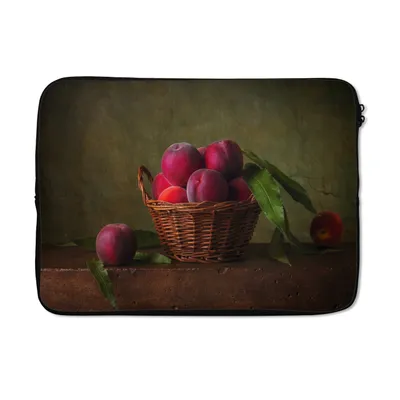 Produktbild von MuchoWow® Laptop Hülle 13 Zoll Korb - Pflaume - Rosa - Rustikal - Obst - Stilleben Laptoptasche - Laptophülle - Sleeve - Rundumschutz