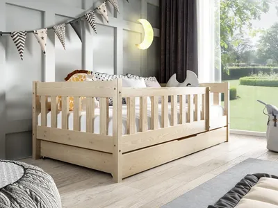 Obrázek produktu pro Dřevěná postel BAMBI 160 s postranicemi a zásuvkou, pěnová matrace pro děti, borové dřevo