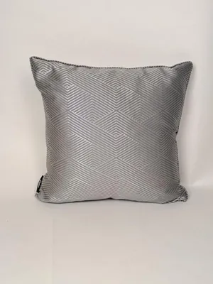 Produktbild von Madison Sierkussen 40x40cm Salina Silber
