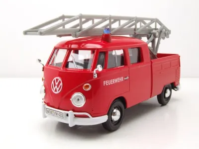 Produktbild von Motormax 79584 VW T1 Pritsche Feuerwehr mit Leiter rot 1:24