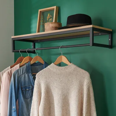 Produktbild von GRIF Wandregalgarderobe aus Holz und Metall