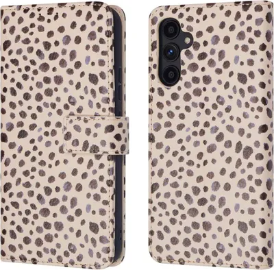 Produktbild von imoshion Design Klapphülle Samsung Galaxy A34 (5G) - Black And White Dots