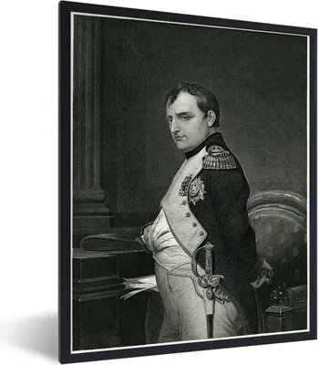 Produktbild von MuchoWow® Gerahmtes Poster Schwarz-Weiß-Illustration von Napoleon Bonaparte stehend 60x80 cm - Poster mit Schwarzem Bilderrahmen Wandposter Rahmen Foto Bilder - Premium - Wanddeko Wohnzimmer