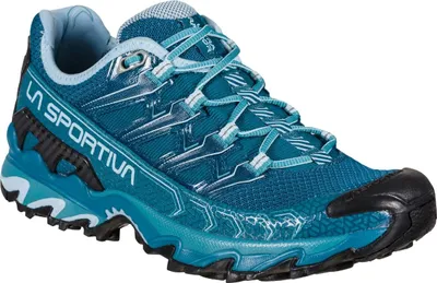 Trailrunning-Schuh "Ultra Raptor II Woman" von La Sportiva in Türkis mit schwarzer Sohle.