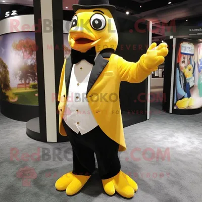 Produktbild von Gelber REDBROKOLY Pinguin Maskottchen Kostüm charakter bekleidet mit einer Anzughose und Manschettenknöpfen