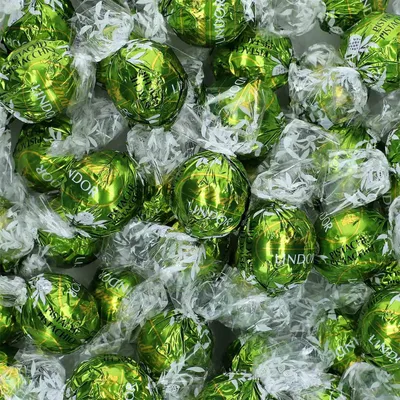 Produktbild von Lindt Lindor Kugeln Vollmilch Pistazie 3kg