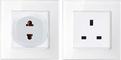 Immagine prodotto di Intirilife 4x adattatore per presa di corrente in BIANCO - set di 4 prese di corrente da UK tipo G a USA tipo A per America, Giappone, Canada, Tailandia - convertitore di spina di alimentazione dell'adattatore di viaggio di tipo A
