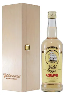 Produktbild von Goldkogge Aquavit mit Geschenk-Holzkiste