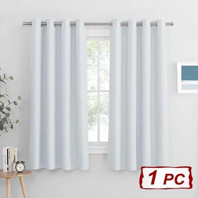 Zdjęcie produktu dla Elegancka, czarna, satynowa zasłona do salonu i sypialni, 135 x 300 cm
