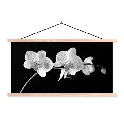 Produktbild von MuchoWow® Textilposter Orchidee - Blumen - Schwarz - Rosa - Knöpfe 120x60 cm mit holzfarbenen Rahmen - Klemmleiste