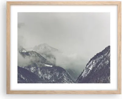 Produktbild von Gerahmtes Poster - Rahmen in heller Eiche - Berge Wald Nebel - 50x40 cm - Wand Bild - Wanddeko - Wandbilder - Kunstposter - Wandposter - Bilderrahmen - Bilder - Kunstdruck - Wandbild - P2NAA50x40-4270