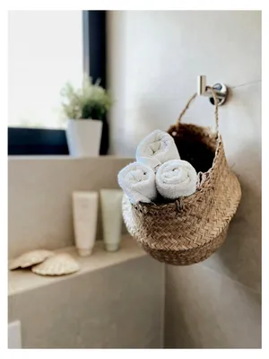 Produktbild von Runder Seegraskorb, geflochten, zur Aufbewahrung und als Blumenkorb - Übertopf in Bast- oder Rattanoptik - Seegraskorb mit Traghenkeln - Wäschekorb - 25cm